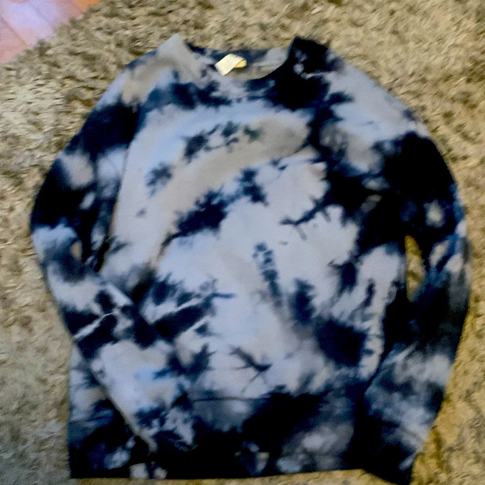 Woman’s preppy sweatshirt